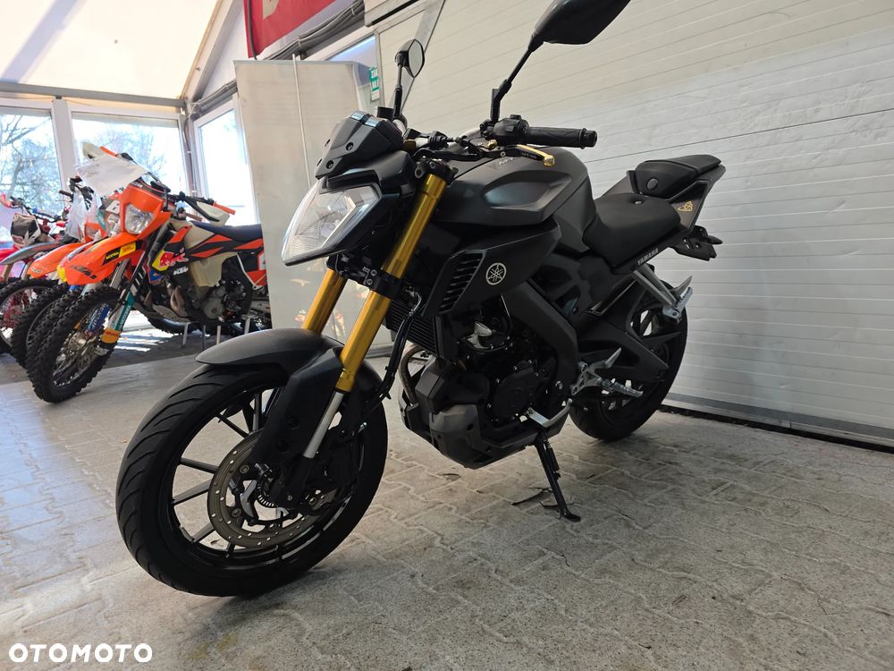Yamaha MT - 6
