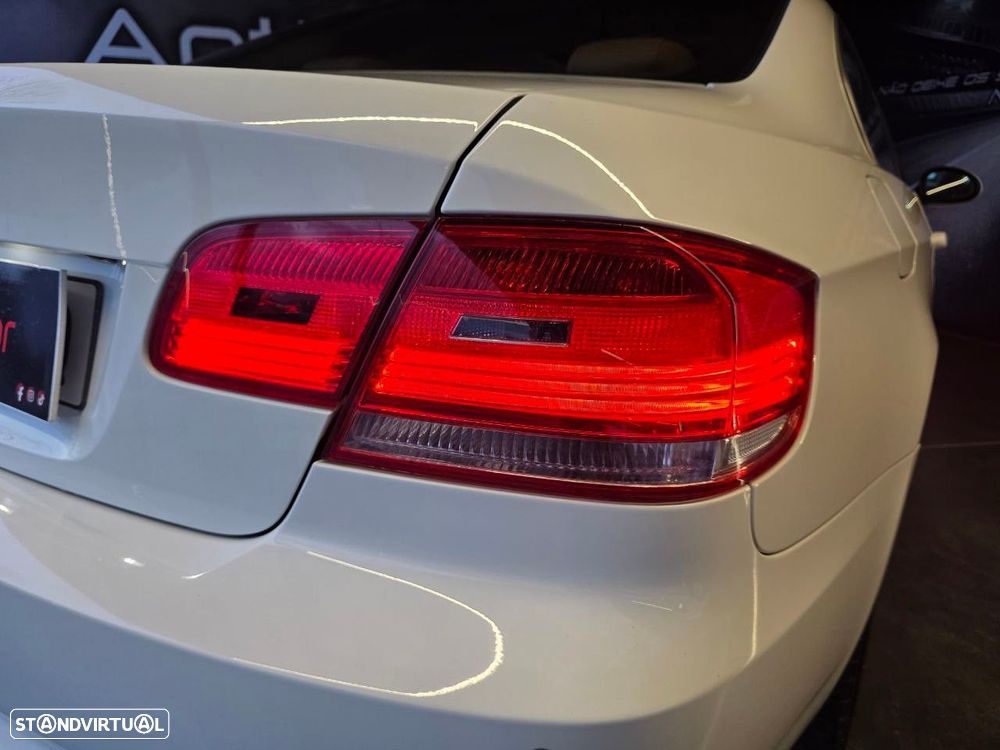 BMW 335 i xDrive Aut. Edition Exclusive - 31