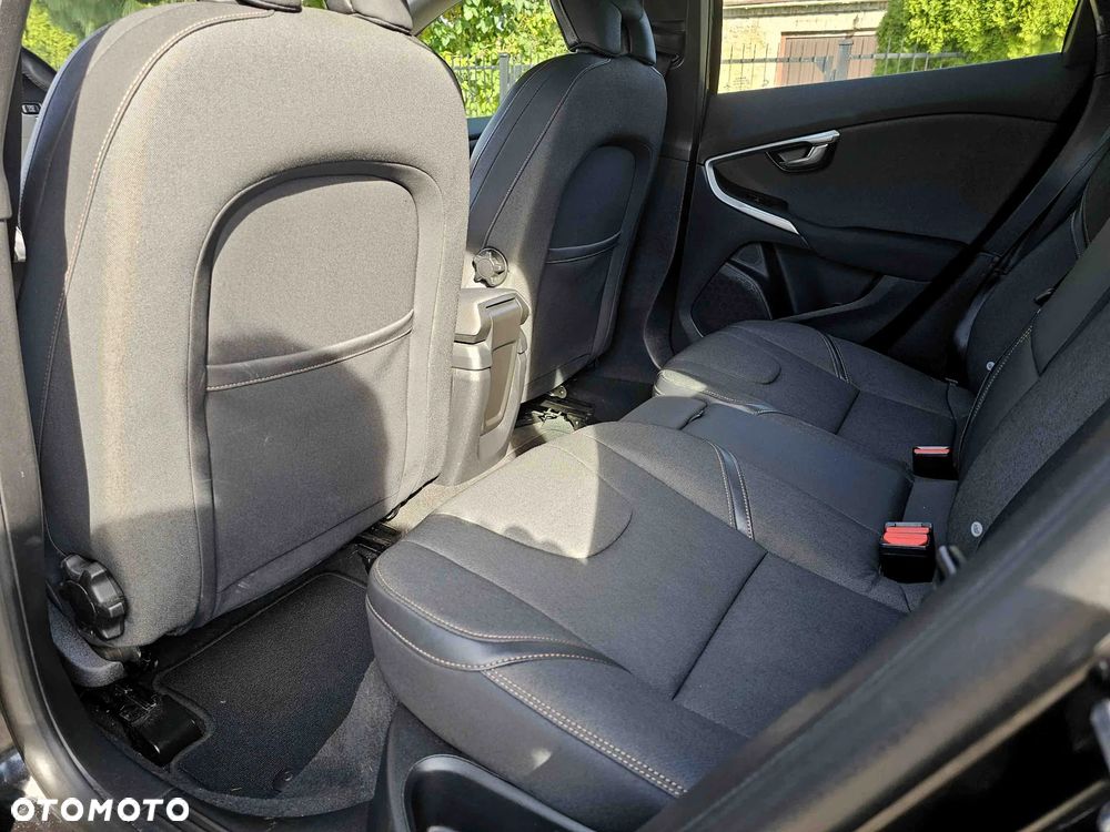 Volvo V40 Cross Country D3 Pro - 17