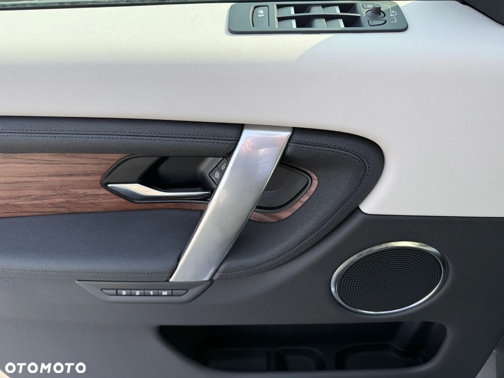 Land Rover Discovery Sport D200 - 14