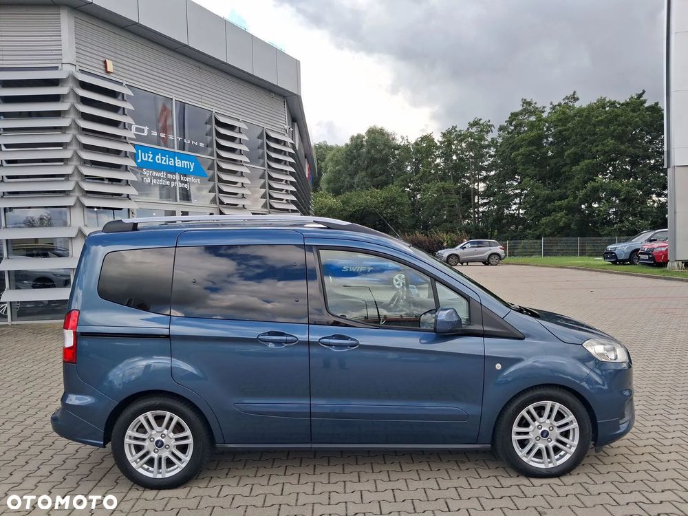 Ford Tourneo Courier 1.5 TDCi Titanium - 16