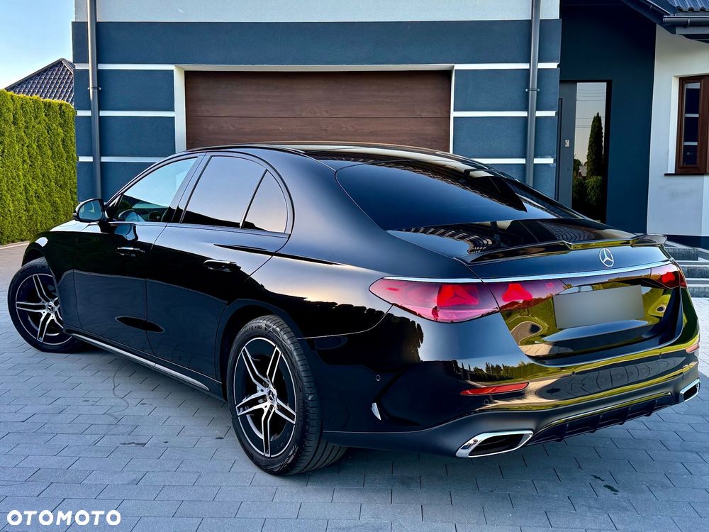 Mercedes-Benz Klasa E 220 d mHEV 4-Matic AMG 9G-Tronic - 3