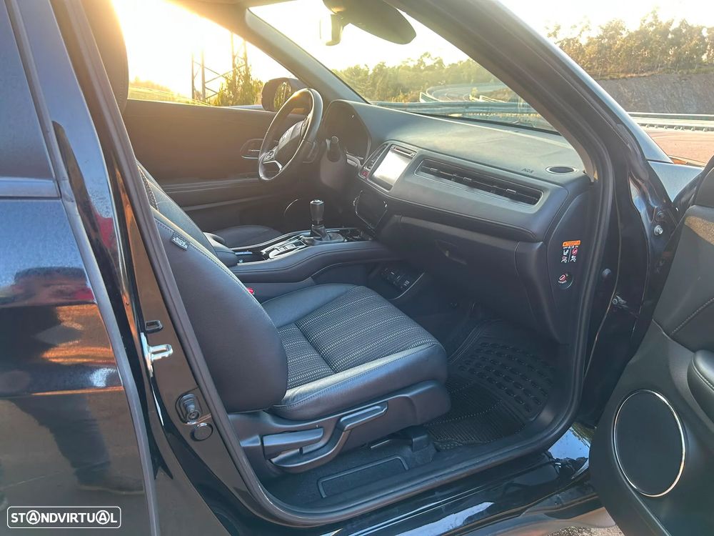 Honda HR-V 1.5 i-VTEC Executive - 12