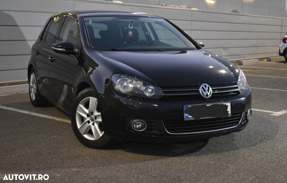 Volkswagen Golf - 2