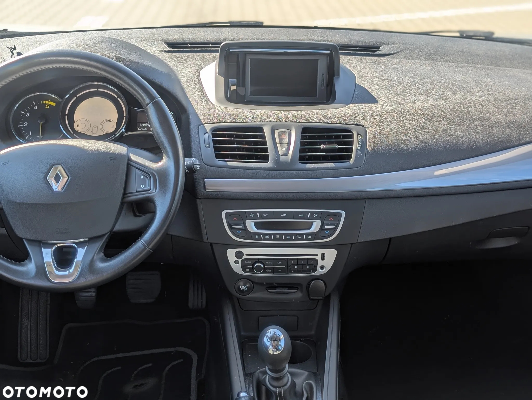 Renault Megane 1.5 dCi Limited - 12