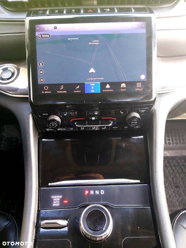 Jeep Grand Cherokee - 20