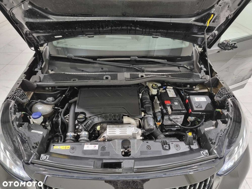 Peugeot 2008 - 16