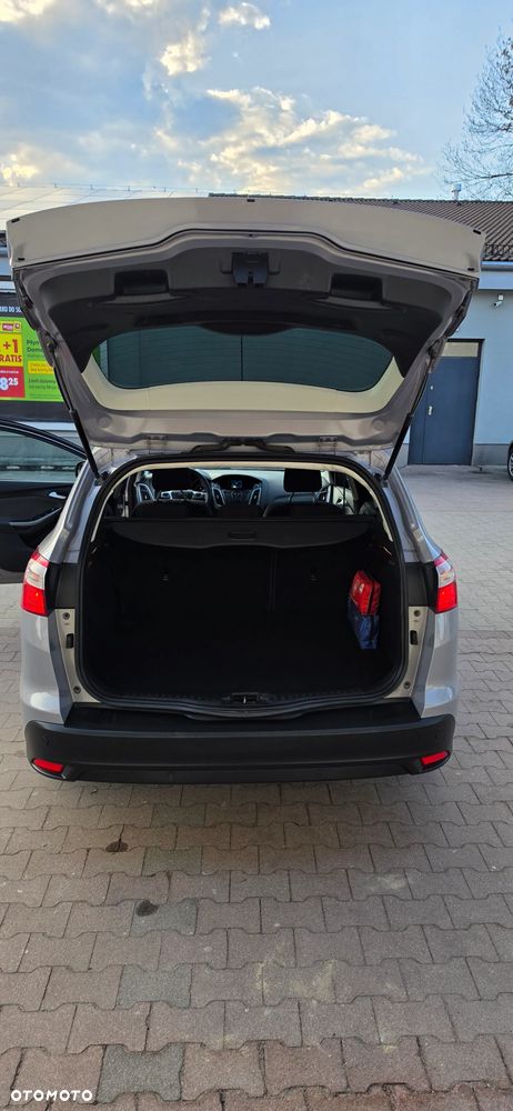 Ford Focus 1.6 TDCi DPF Start-Stopp-System SYNC Edition - 29