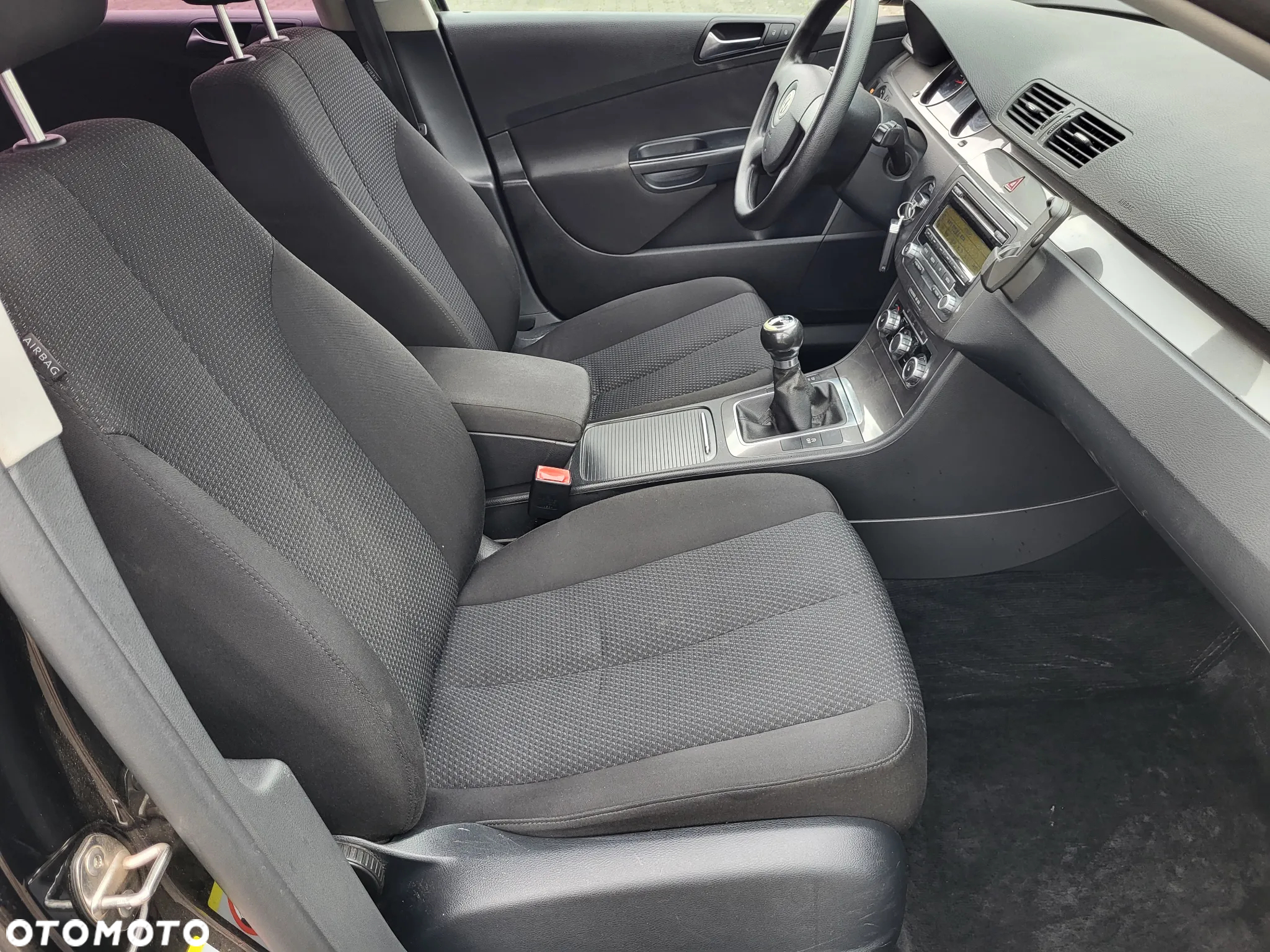 Volkswagen Passat Variant 1.6 TDI BlueMotion Technology Comfortline - 13
