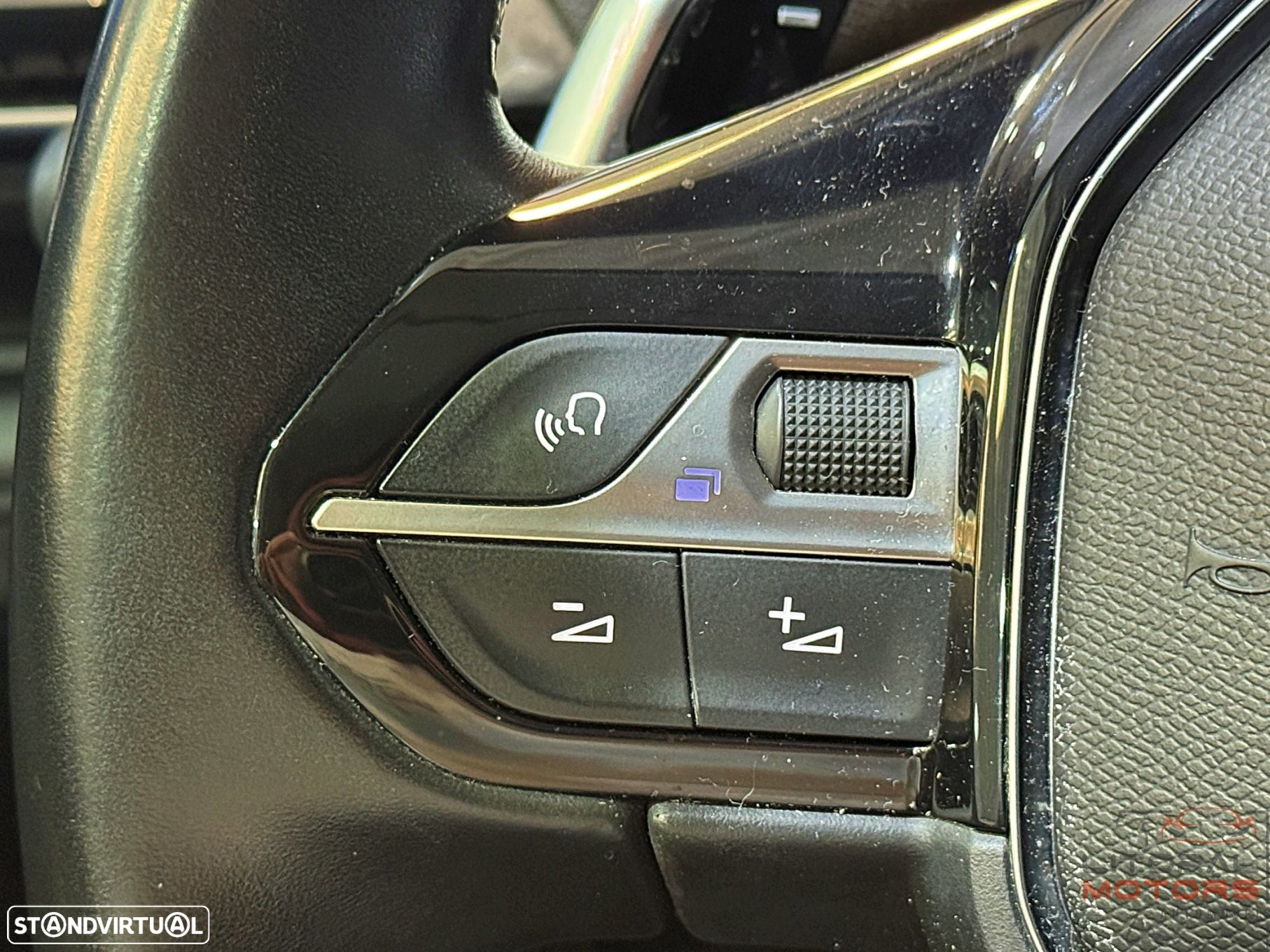 Peugeot 3008 1.2 PureTech Allure Pack EAT8 - 23