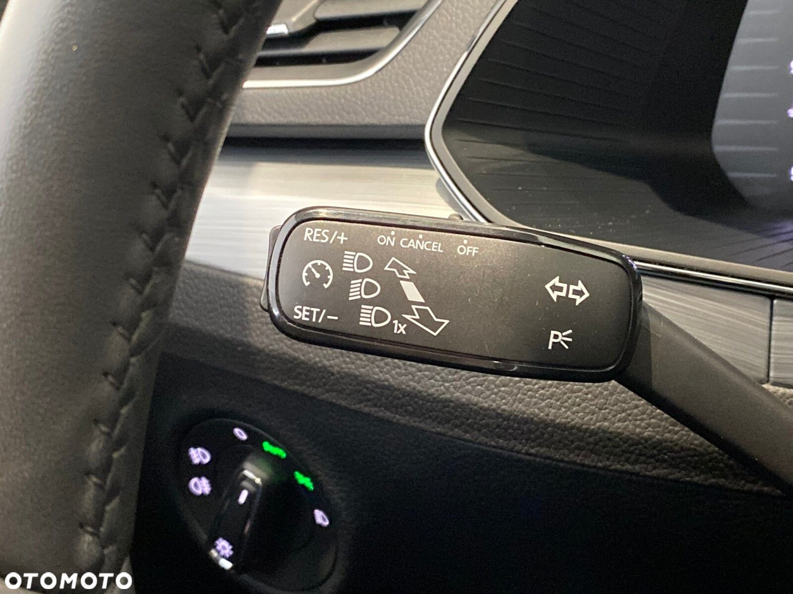 Skoda Superb 1.5 TSI Ambition DSG - 27