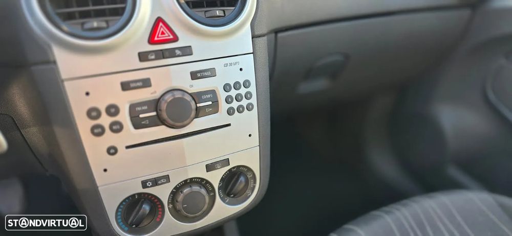 Opel Corsa 1.3 CDTi Enjoy - 8