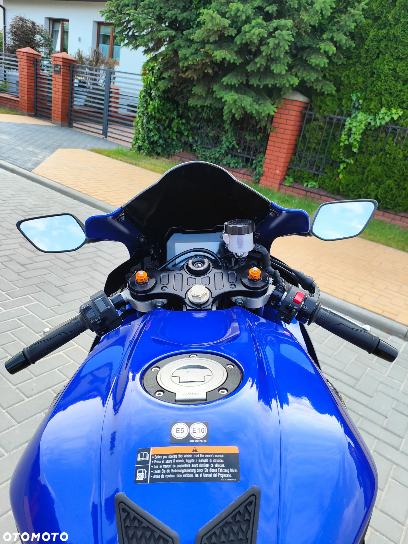Yamaha R7 - 10
