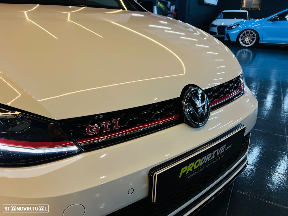 VW Golf GTI TCR 2.0 TSI OPF DSG - 24