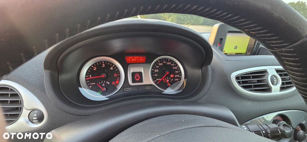 Renault Clio - 10