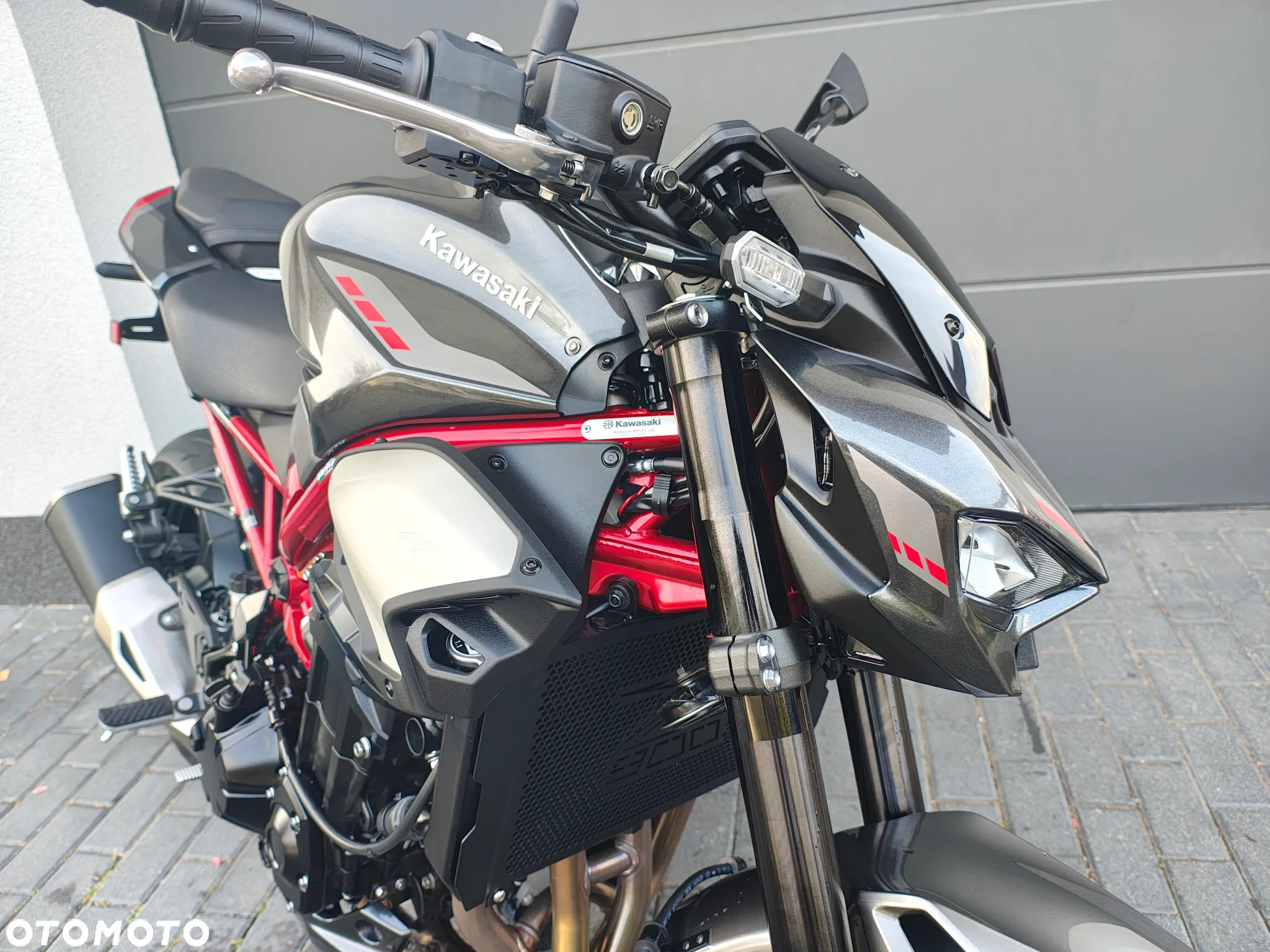Kawasaki Z 900 - 5