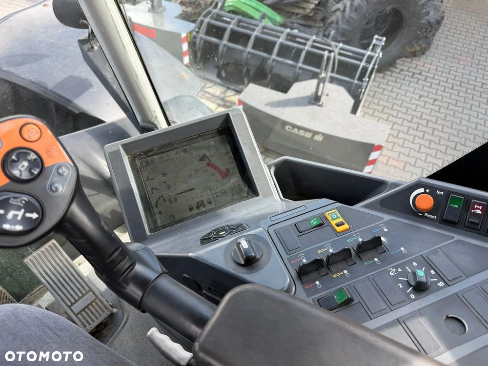 Claas xerion 3800 fendt 939   3300 - 33