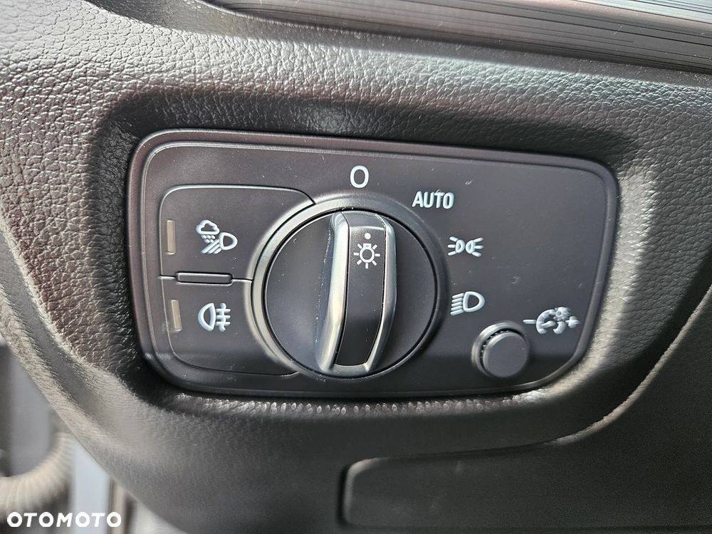 Audi A3 Sportback 30 TFSI S tronic sport - 14