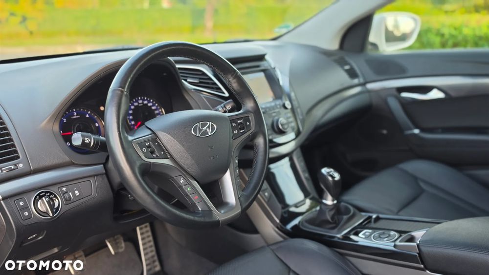 Hyundai i40 Kombi blue 1.7 CRDi Premium - 22