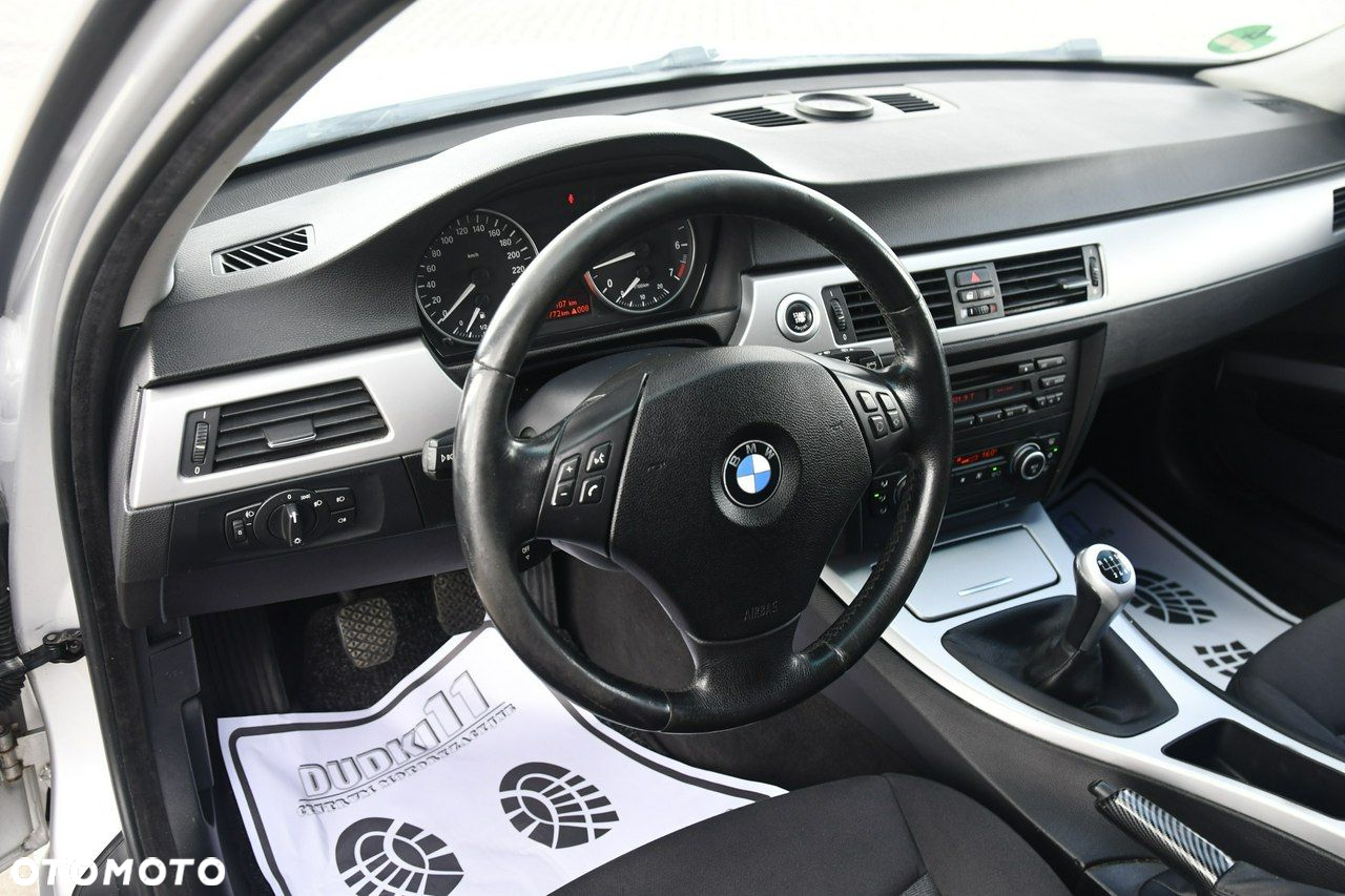 BMW Seria 3 - 15