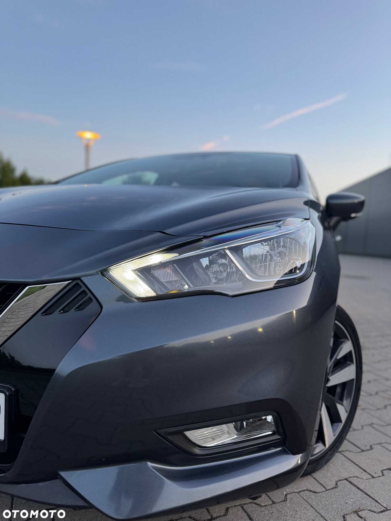 Nissan Micra 1.0 DIG-T Tekna - 9