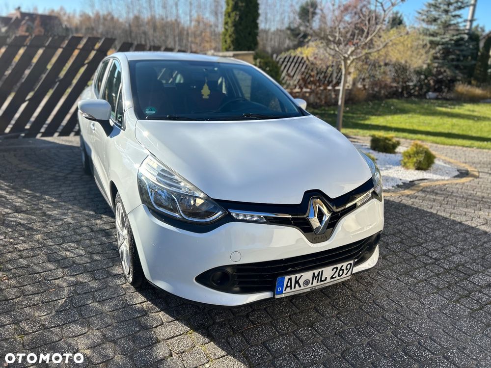 Renault Clio 1.2 16V 75 Collection - 20