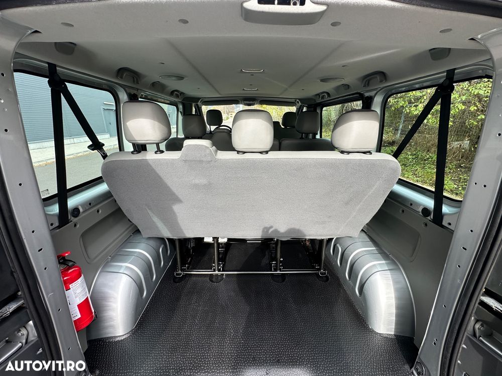 Opel Vivaro - 27
