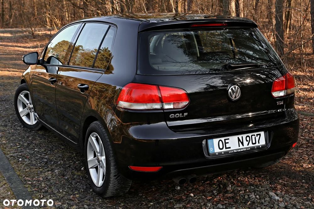 Volkswagen Golf 2.0 TDI DPF Comfortline - 25