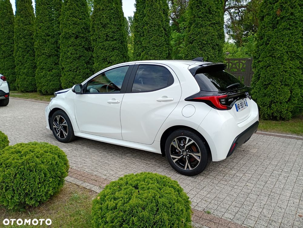 Toyota Yaris Hybrid 1.5 Executive - 5