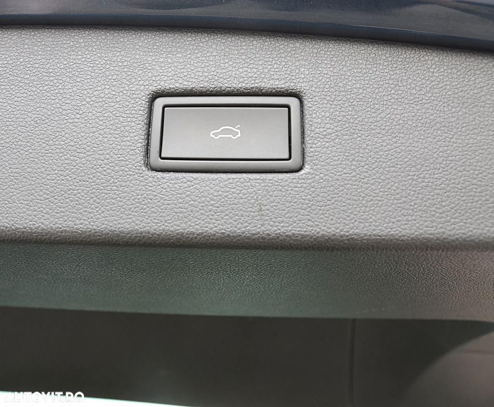 Volkswagen Tiguan 2.0 TDI SCR 4MOTION DSG Elegance - 22