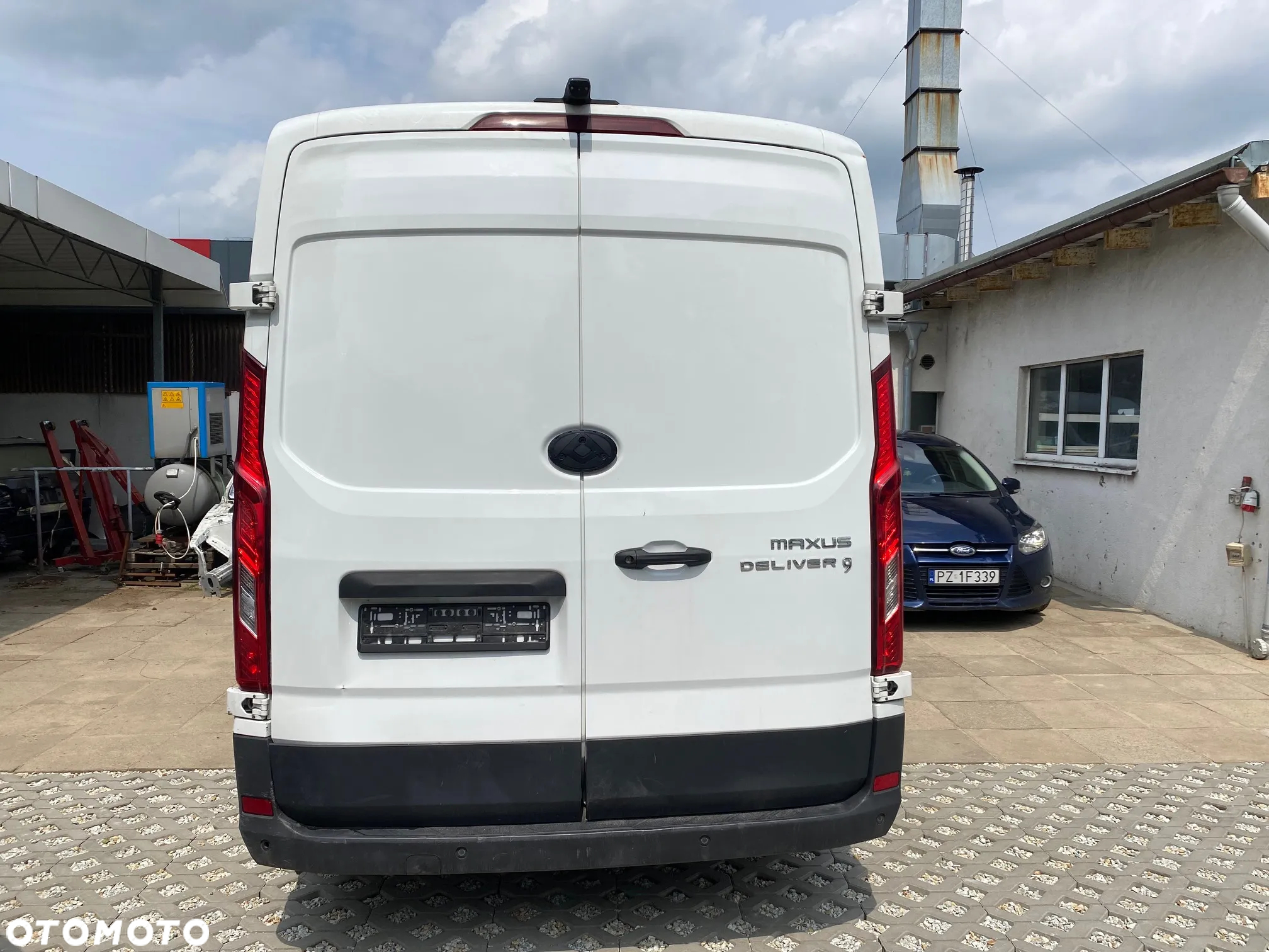 Maxus Deliver 9 - 8
