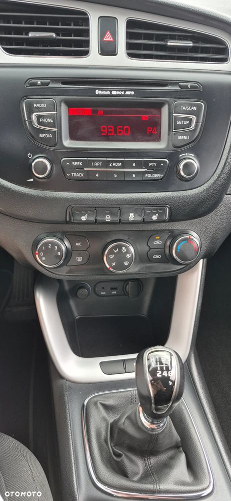 Kia Ceed 1.4 L - 9