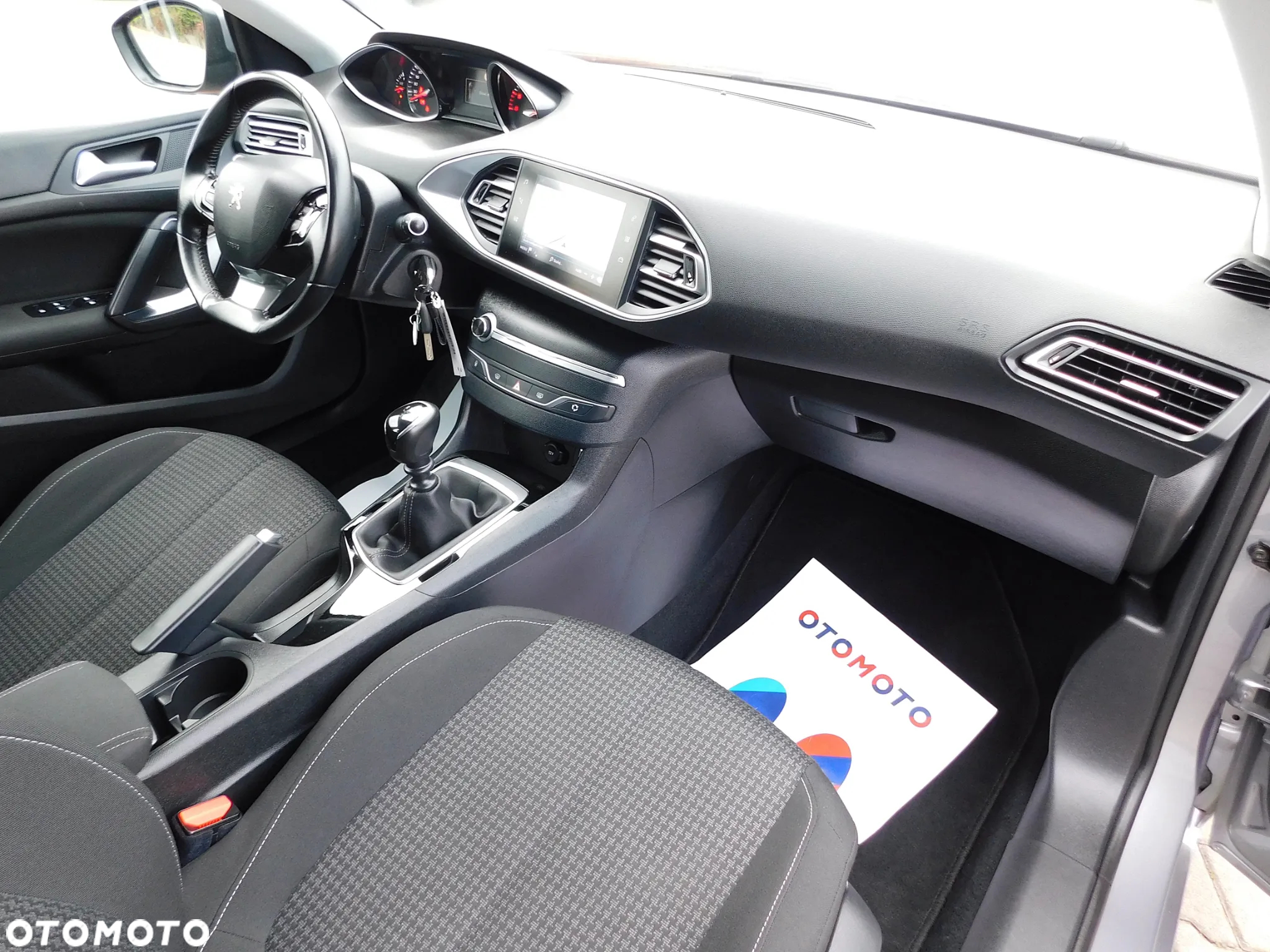 Peugeot 308 SW 1.5 BlueHDi Active S&S - 14