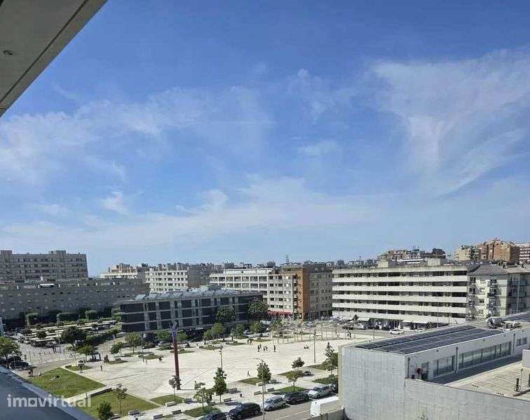 Apartamento T2 com garagem - Grande imagem: 2/4