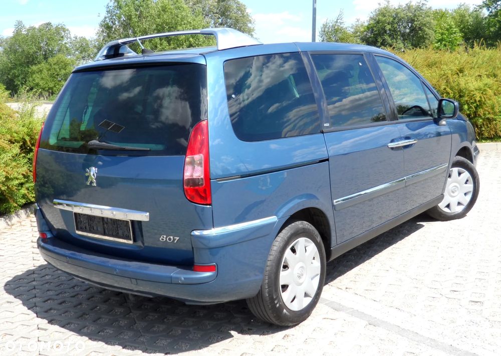Peugeot 807 HDi 135 Premium - 3