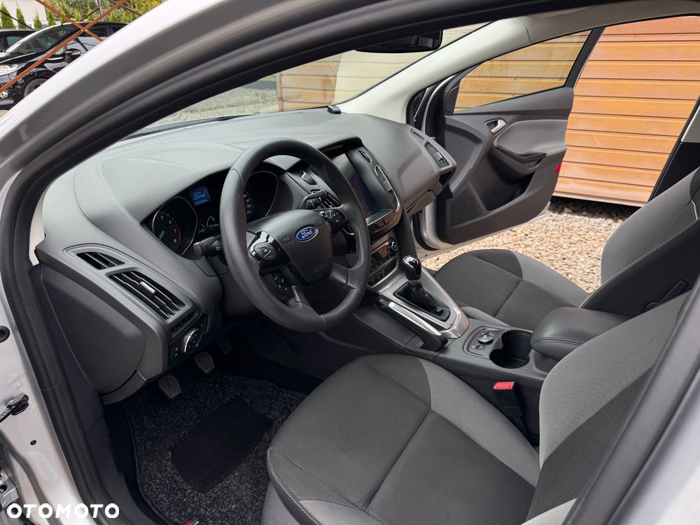 Ford Focus 1.6 TI-VCT Titanium - 6