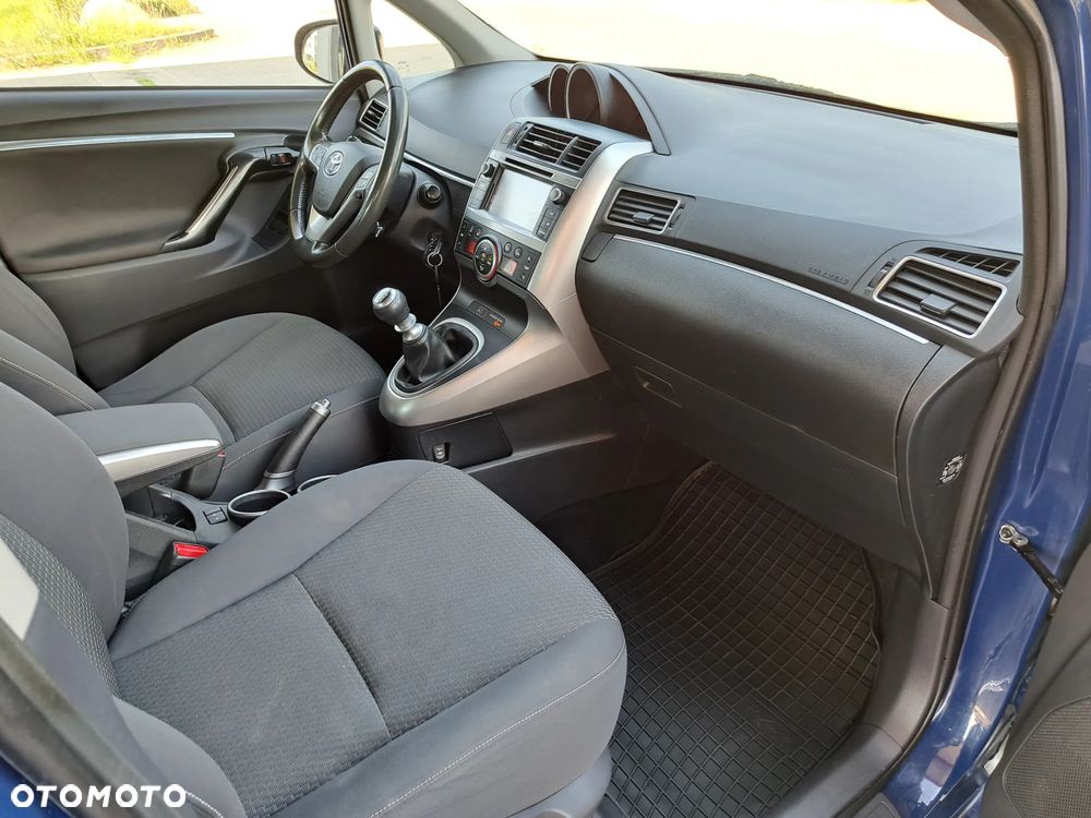Toyota Verso - 19