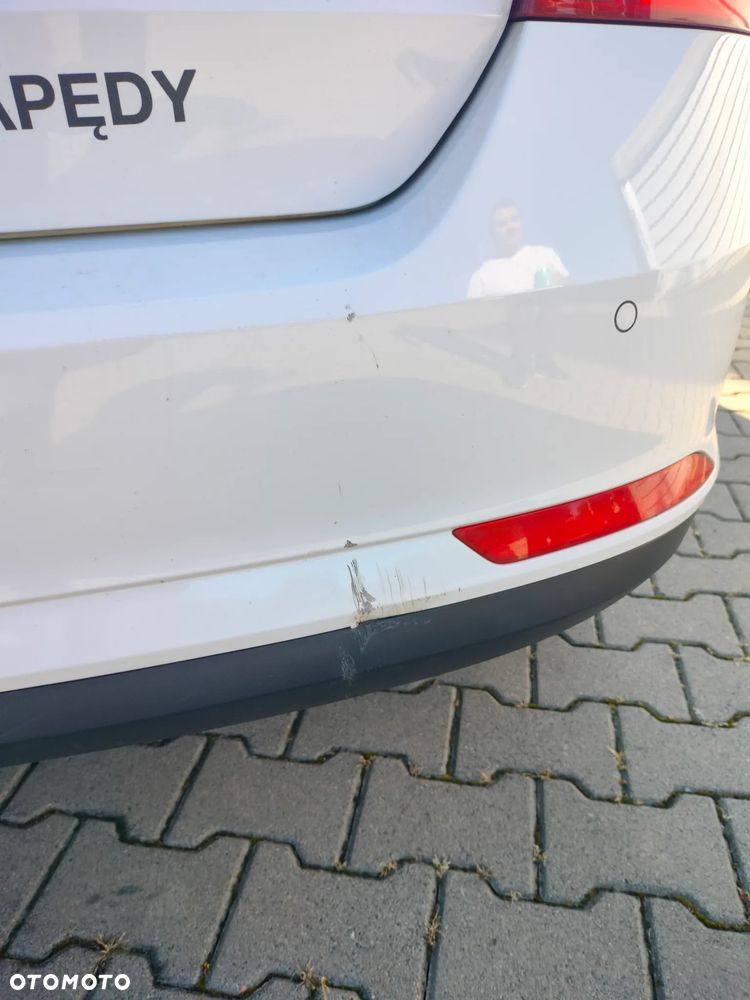 Skoda RAPID 1.6 TDI DPF Ambition - 17
