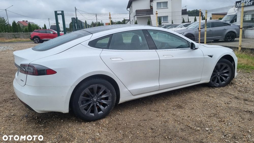 Tesla Model S 100D Allradantrieb - 12