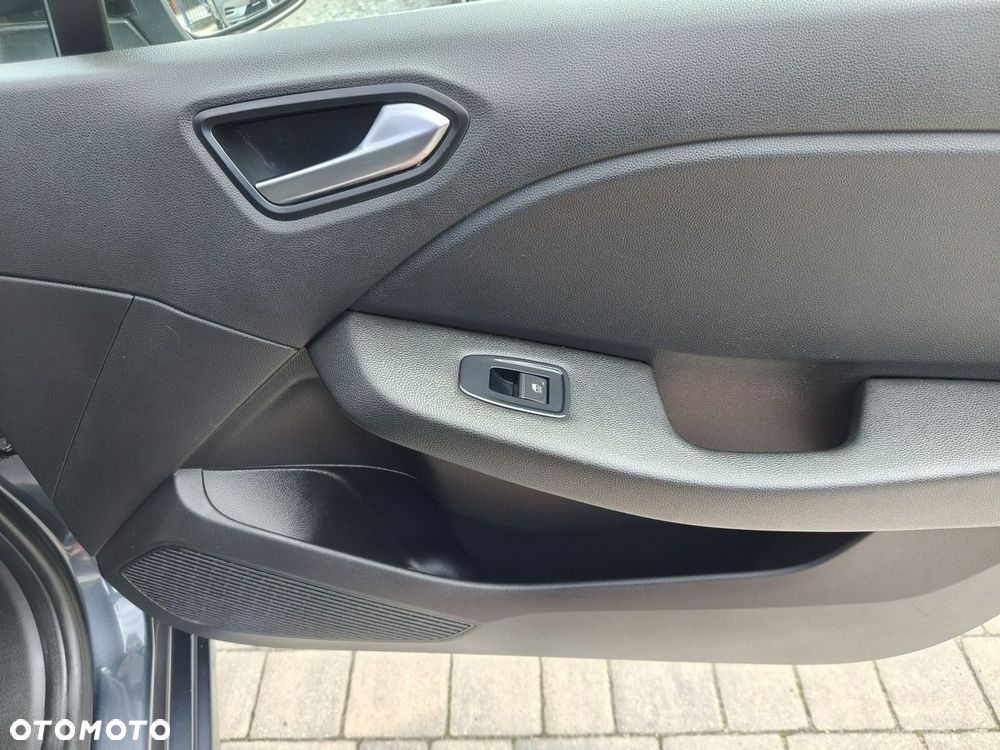 Renault Clio - 21