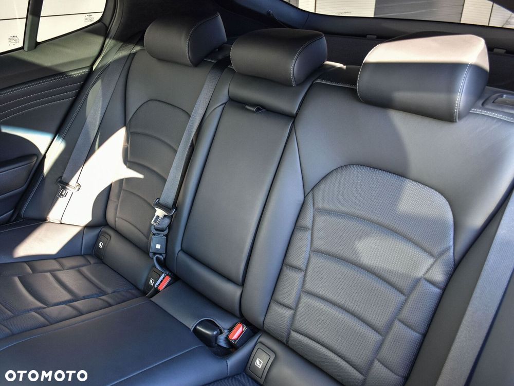 Kia Stinger 3.3 T-GDI V6 GT Prestige Line AWD - 15