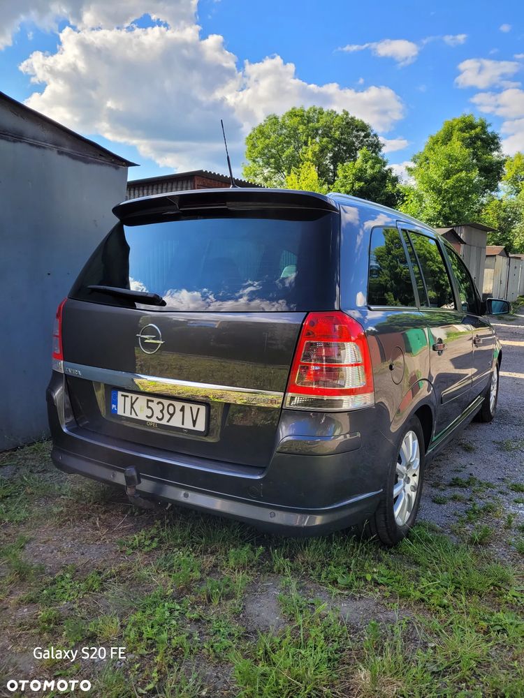 Opel Zafira 1.7 CDTI Cosmo - 3