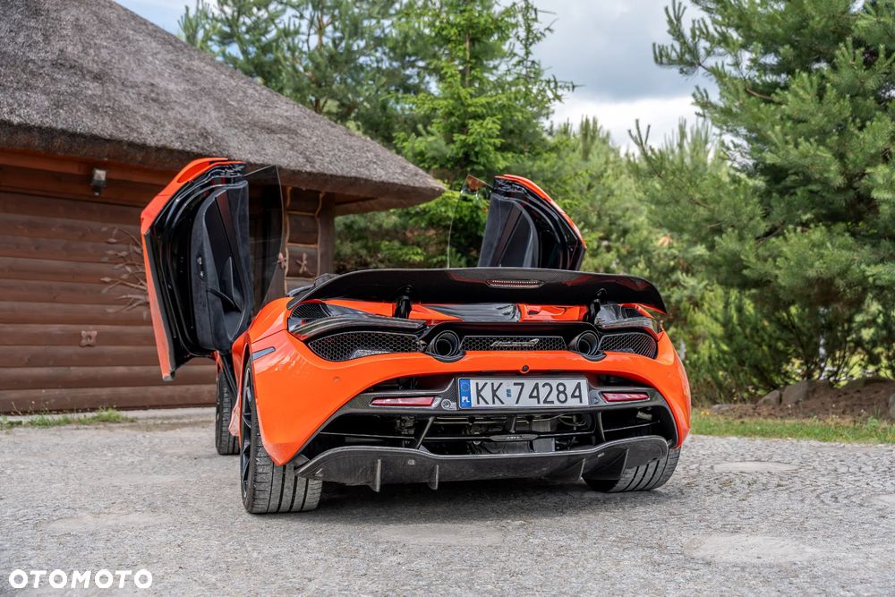 McLaren 720S Spider Performance - 12