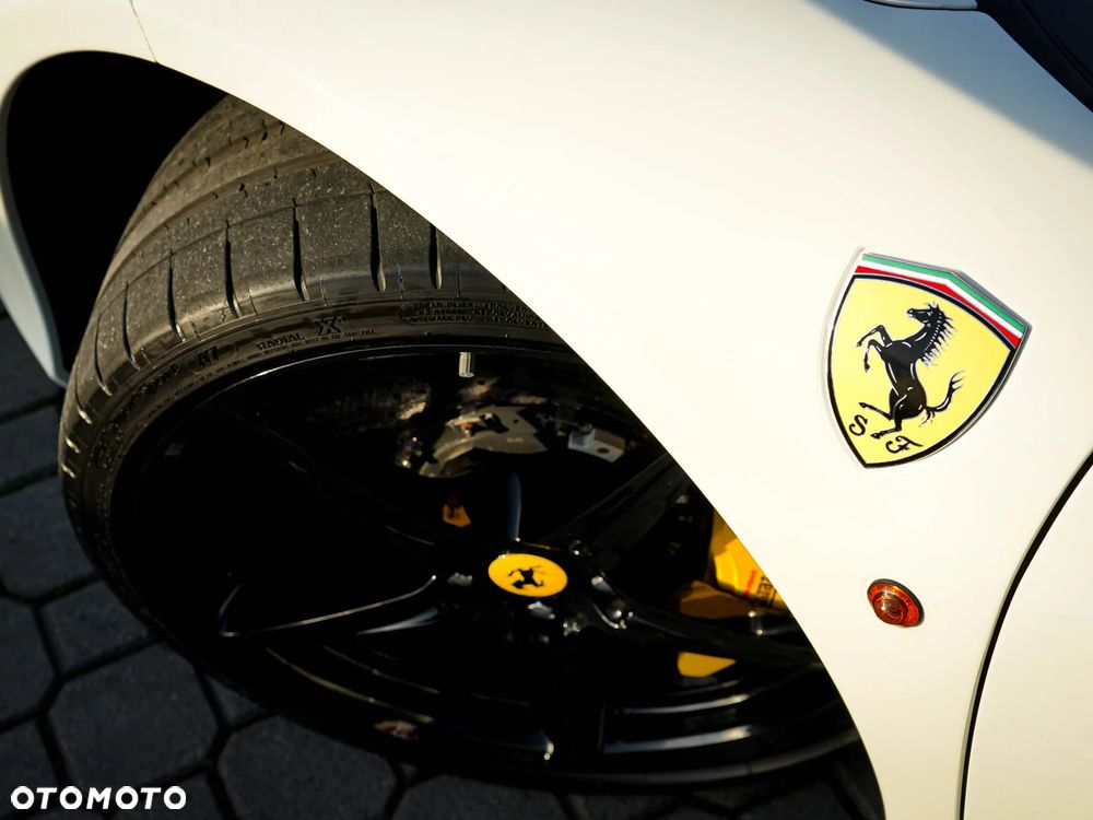 Ferrari 458 Italia - 7