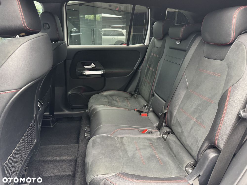 Mercedes-Benz GLB 200 AMG Line 7G-DCT - 15