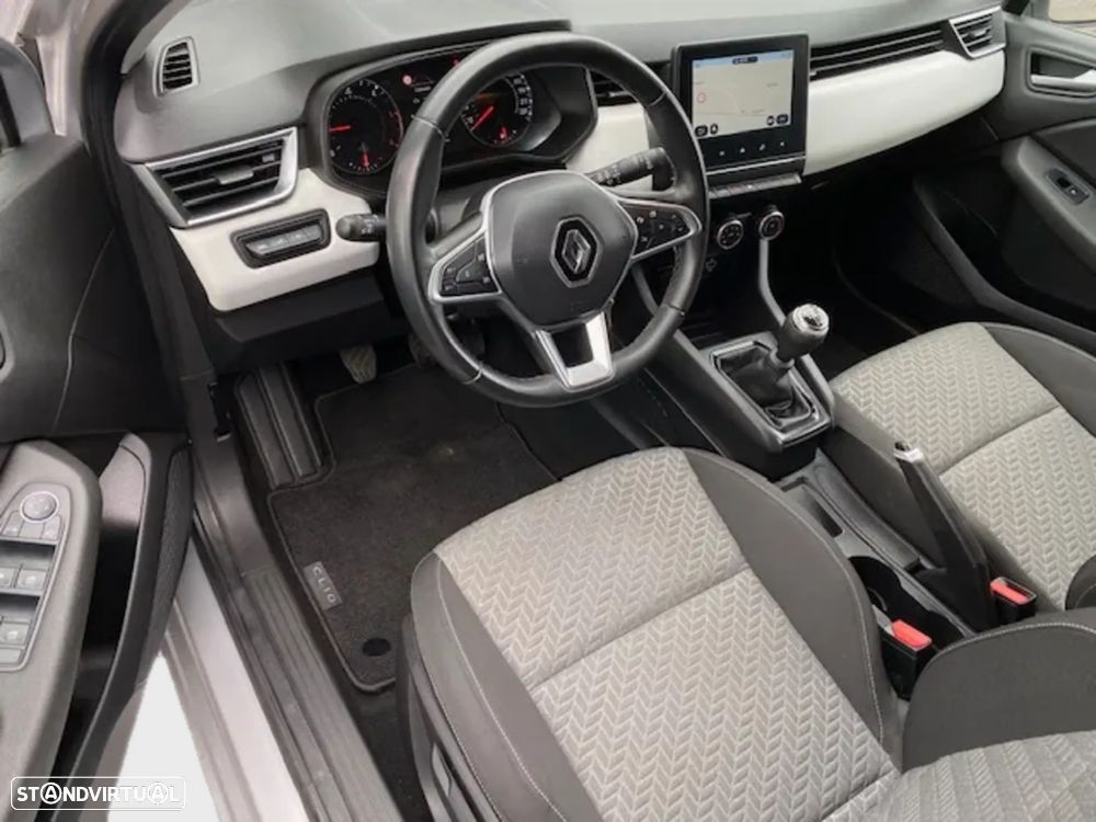 Renault Clio 1.5 Blue dCi Evolution - 10