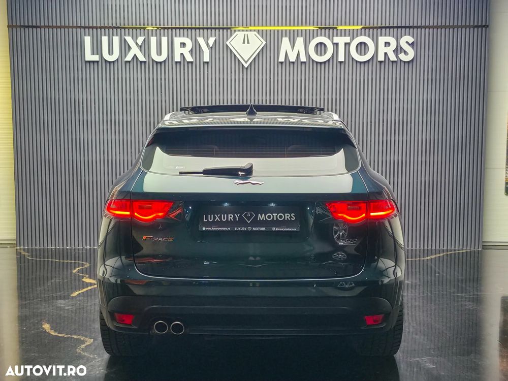 Jaguar F-Pace 20d AWD Portfolio - 25