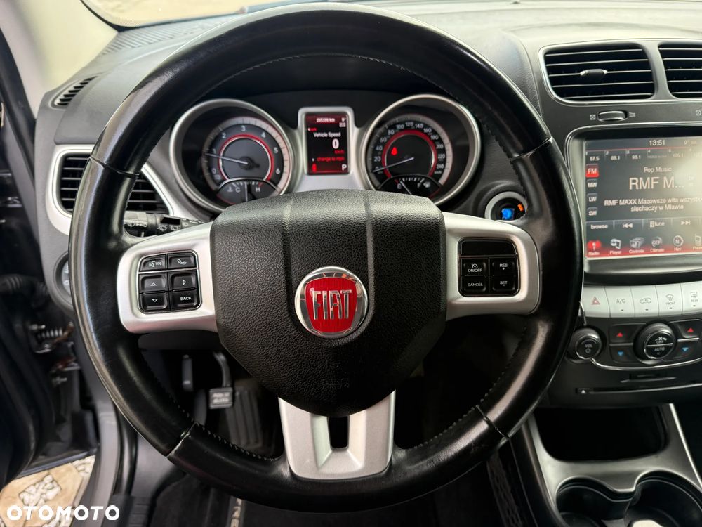 Fiat Freemont 2.0 Multijet 16V DPF Automatik Allrad Lounge - 17