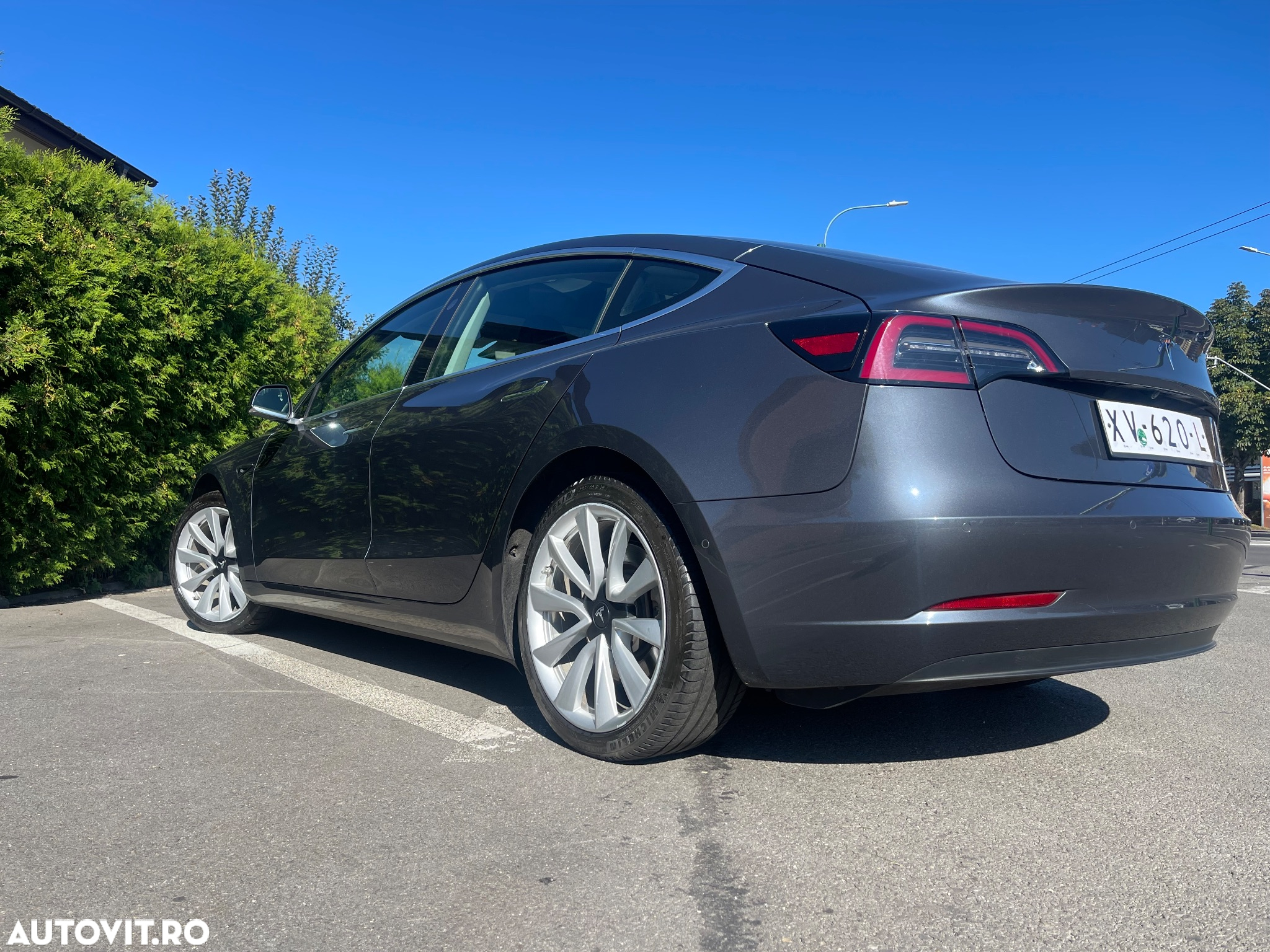 Tesla Model 3 Performance - 5