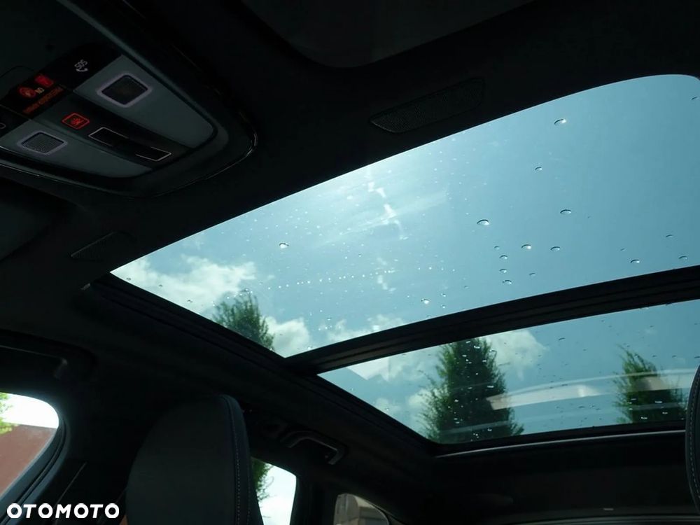 Volvo XC 60 T8 AWD Plug-in Hybrid Plus Black Edition - 10